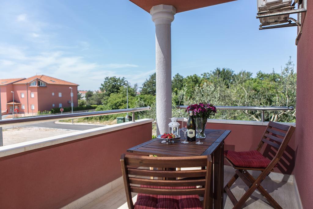 Apartments Roza Медулин Экстерьер фото