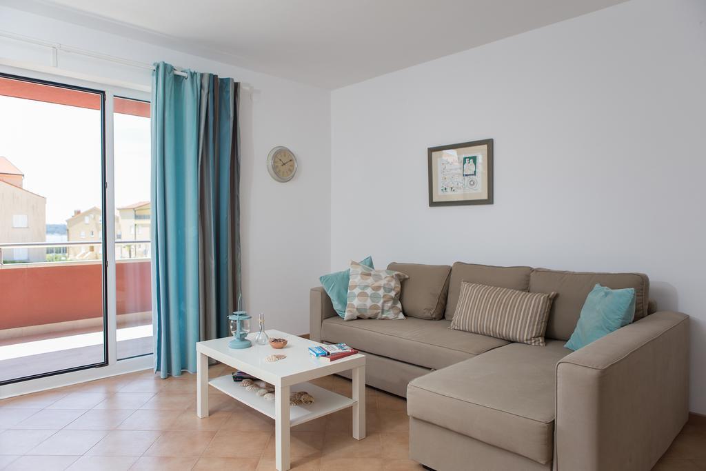 Apartments Roza Медулин Экстерьер фото